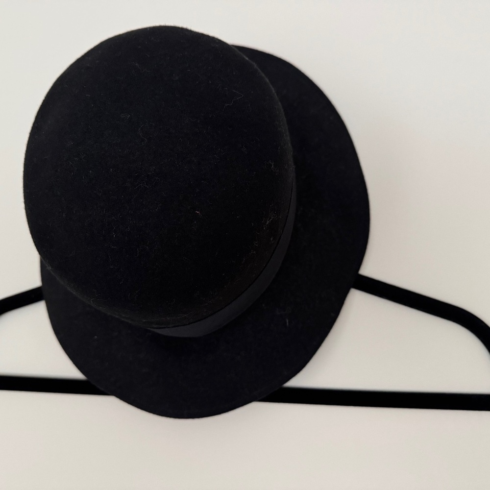 Burberry's London Woman's Vintage 100% Wool Felt